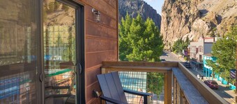 New Listing! Luxury Uptown Studio Loft | Panoramic Views | Downtown Creede