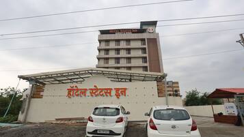 Mặt tiền nơi lưu trú