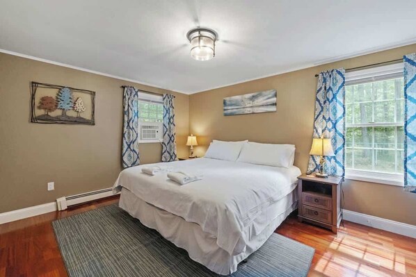 3 bedrooms, WiFi, bed sheets