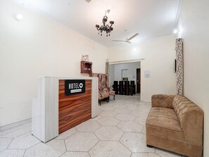 House | Reception
