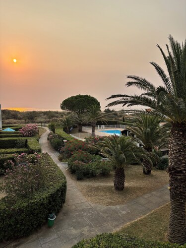 Seaside accommodation with breathtaking views, fully equipped kitchen, high-performance wifi 