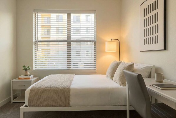 1 bedroom, iron/ironing board, WiFi, bed sheets - Boulevard Stays Modern Tempe 1BR ASU Pool, Gym 11 (Tempe)