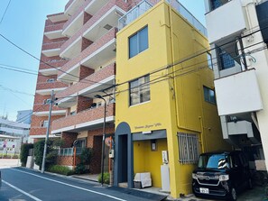 Exterior - A1 NewOpen Villa near Sky Tree, private house, large living room, 3 bedrooms, 2 bathrooms, 3 toilets, very comfortable space (墨田区)