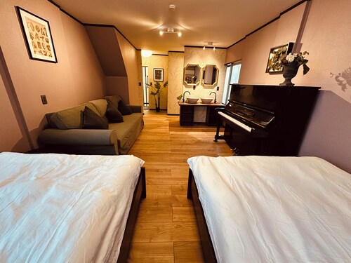 A1 NewOpen Villa near Sky Tree, private house, large living room, 3 bedrooms, 2 bathrooms, 3 toilets, very comfortable space