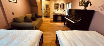 A1 NewOpen Villa near Sky Tree, private house, large living room, 3 bedrooms, 2 bathrooms, 3 toilets, very comfortable space