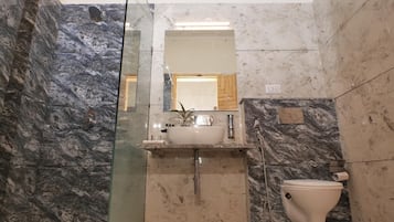 Kamar, pemandangan kota | Kamar mandi