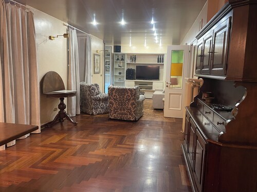 La Volpina, Terrace in the Center