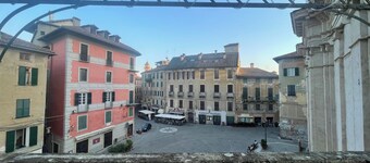 La Volpina, Terrace in the Center