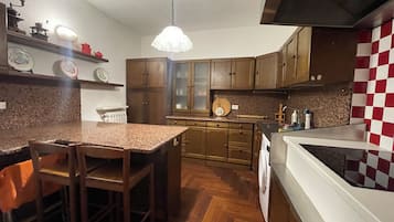 Oven, stovetop