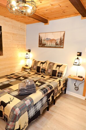 3 bedrooms, iron/ironing board, travel cot, free WiFi