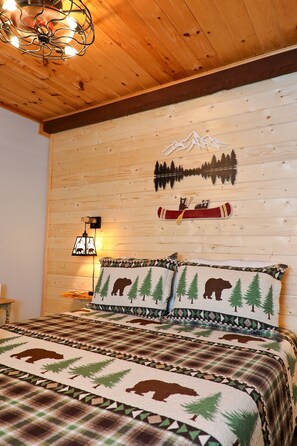 3 slaapkamers, een strijkplank/strijkijzer, reisbedje, gratis wifi