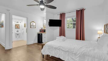 2 bedrooms, WiFi, bed sheets, wheelchair access