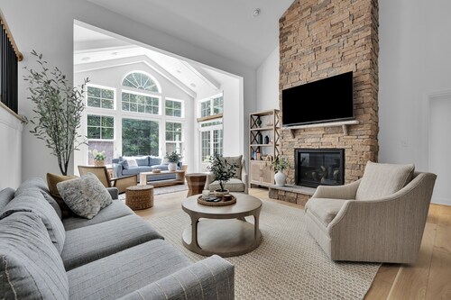 Beautiful New Construction Home! 23736 Brickwalk Drive