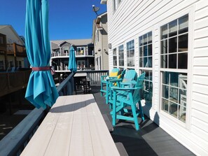 Outdoor dining - Ocean View Deck: Steps to Beach + 4 King Beds (Myrtle Beach)