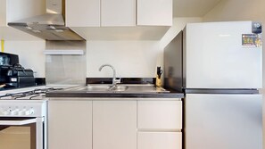 Fridge, microwave, oven, stovetop