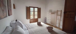 6 habitaciones y caja de seguridad en la habitación