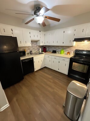 Microwave, oven, stovetop, dishwasher