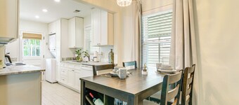 Updated Suburban Retreat: 8 Mi to Dtwn Memphis!
