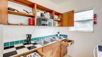 Apartment (1 Bedroom) | Interior