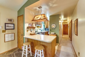 House (2 Bedrooms) | Interior