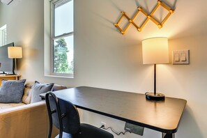 Apartment (0 Bedroom) | Interior