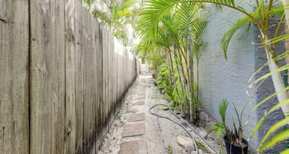 3 Mi to Beach: Pet-friendly Gem in Hollywood