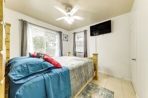 Cottage (1 Bedroom) | Interior - 3 Mi to Beach: Pet-friendly Gem in Hollywood (Hollywood)