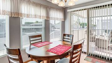 House (1 Bedroom) | Interior