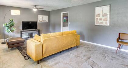3 Mi to OU Campus: Norman Home w/ Sleek Interior!