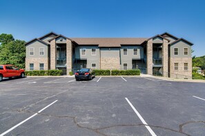Apartment (0 Bedroom) | Interior - Renovated Resort Condo, 2 Mi to Silver Dollar City (Branson West)