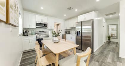 4 Mi to Beach: Home w/ Patio in Fort Lauderdale!