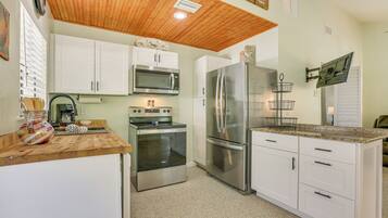 Apartment (1 Bedroom) | Interior