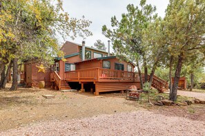 House (2 Bedrooms) | Interior - Private Hot Tub & Fire Pit: Pine Cabin Near Hiking (Pine)