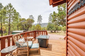 House (2 Bedrooms) | Interior - Private Hot Tub & Fire Pit: Pine Cabin Near Hiking (Pine)
