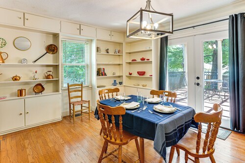 Walk to Dtwn & Freed-hardeman: Home w/ Fenced Yard