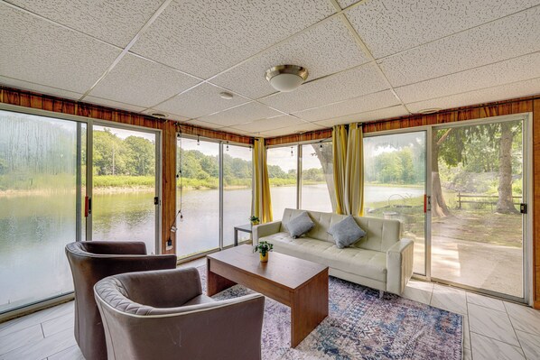 House (3 Bedrooms) | Interior - Cozy House on Meadowbrook Lake: Serene, Scenic! (Stow)