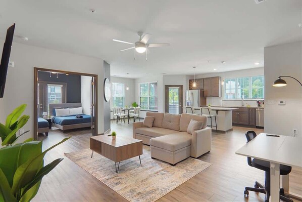 TV, offices - Luxe King 3 Bedroom Suite in North Raleigh NC! (Raleigh)