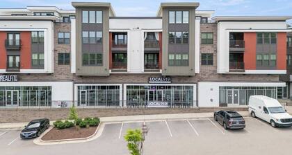 3BR | King Bed | Balcony | North Raleigh