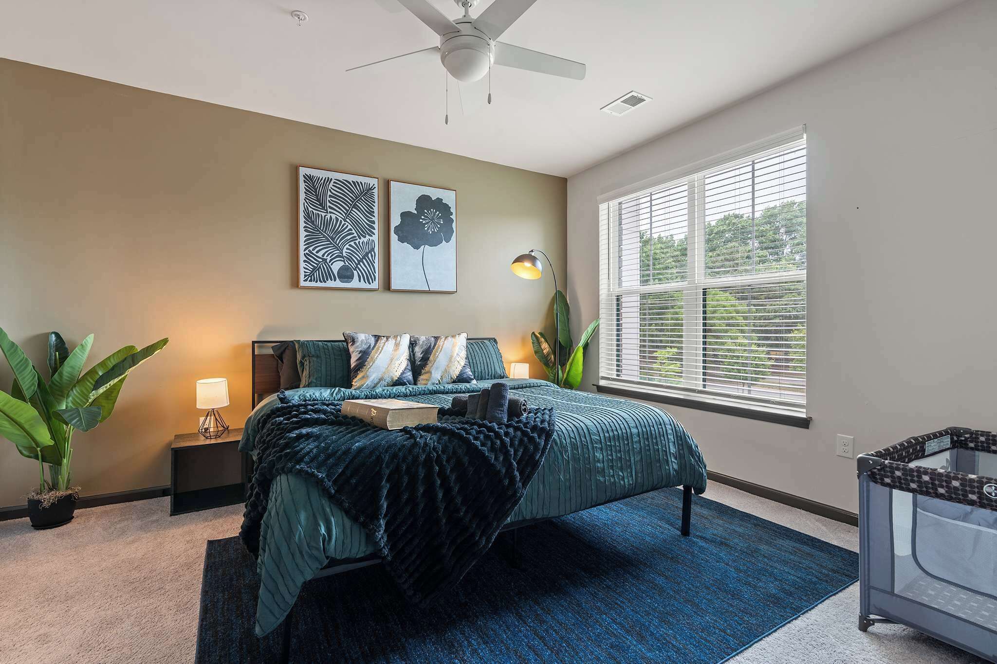 3 bedrooms, iron/ironing board, travel crib, WiFi