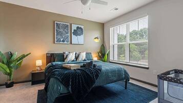 3 bedrooms, iron/ironing board, travel crib, WiFi