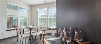 3BR | King Bed | Balcony | North Raleigh