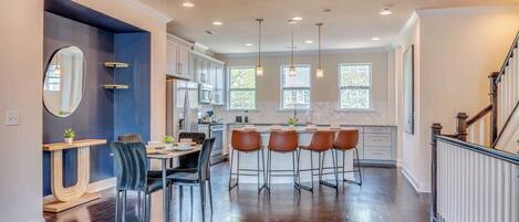 تناول الطعام