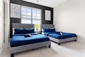 2 habitaciones, tabla de planchar con plancha, cuna de viaje y wifi 