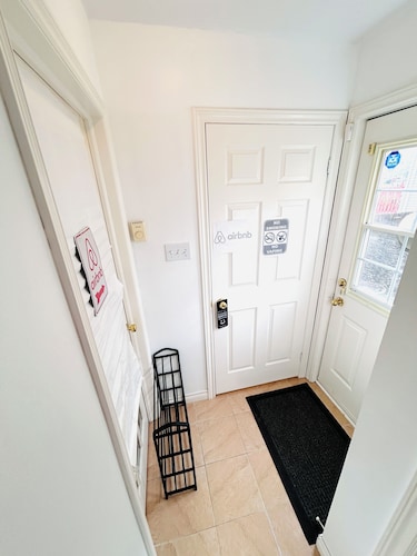 Cozy basement Apartment in St. John’s