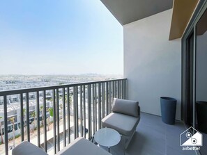 Apartment (0 Bedroom) | Balcony - Luxury Studio in MAG City Private Balcony (Dubai)