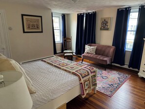 3 makuuhuonetta, silitysrauta/-lauta, Wi-Fi, vuodevaatteet