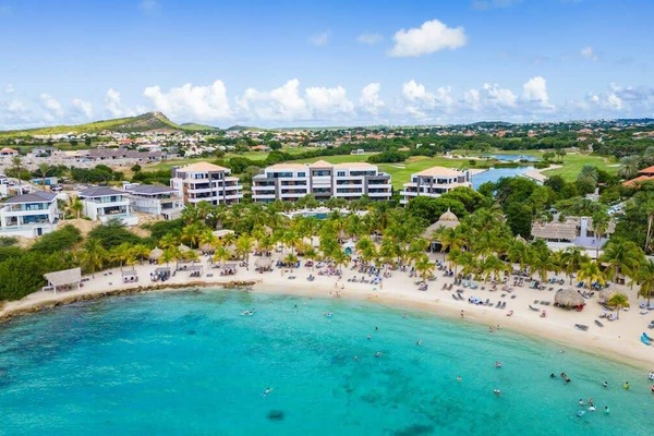 New luxury 2-bedroom apartment in the Caribbean for rent in Blue Bay Resort, Photo 7