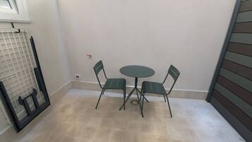 Luxury Apartment | Terrace/patio