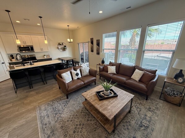 Smart TV, video games