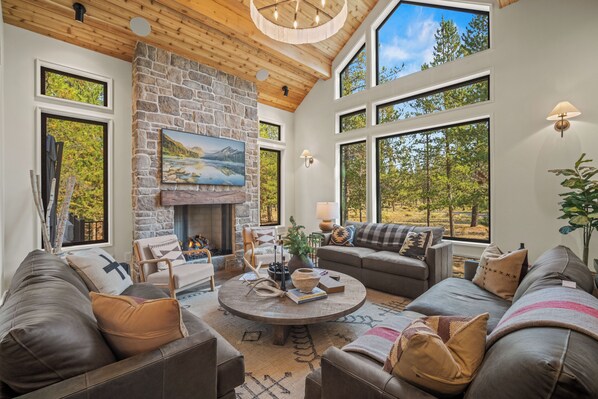 TV, fireplace, table tennis